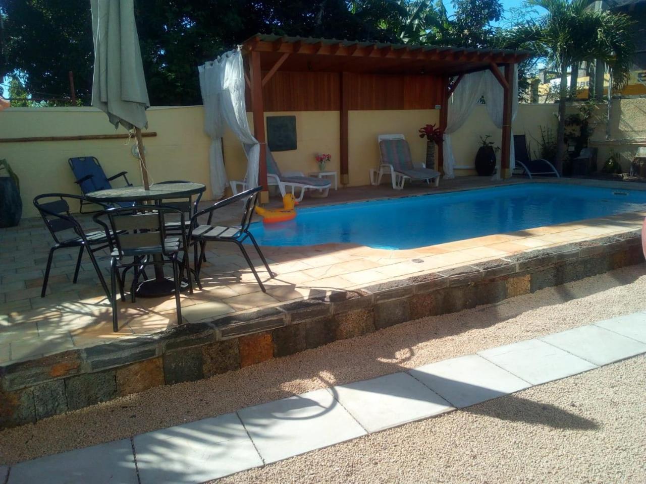 Jolie Villa Santa Avec Piscine Pointe aux Piments Εξωτερικό φωτογραφία